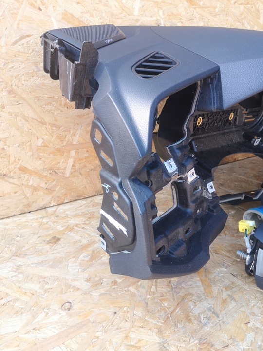 фото №10, Audi sq3 q3 83a панель подушки ремені оригінал