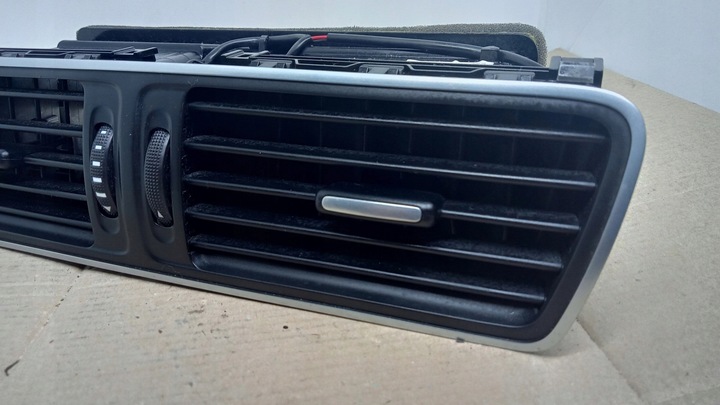 фото №9, Решітка повітропровід середня skoda roomster 5j0820951e