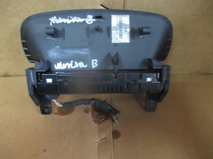 фото №3, Екран дисплей монітор opel meriva b zafira c 13277072