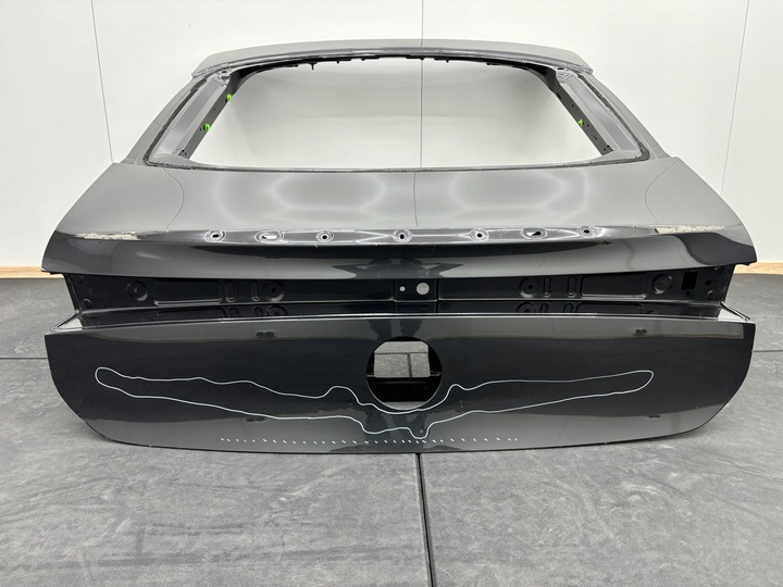 фото №1, Mercedes eqs w297 крышка багажника зад