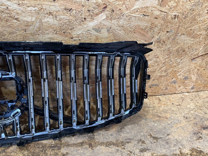 фото №8, Volvo xc60 xc-60 ii 2 рестайлінг 21- решітка решітка радіатора решітка середня бампера перед