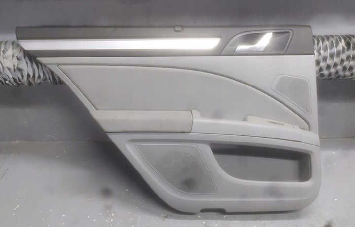 фото №1, Superb 2 3t боковина оббивка двері лівий зад ролета