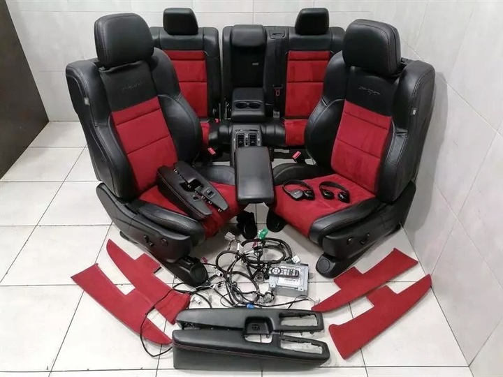 фото №12, Srt8 jeep grand cherokee wk2 mk4 seat srt interior tv монитор