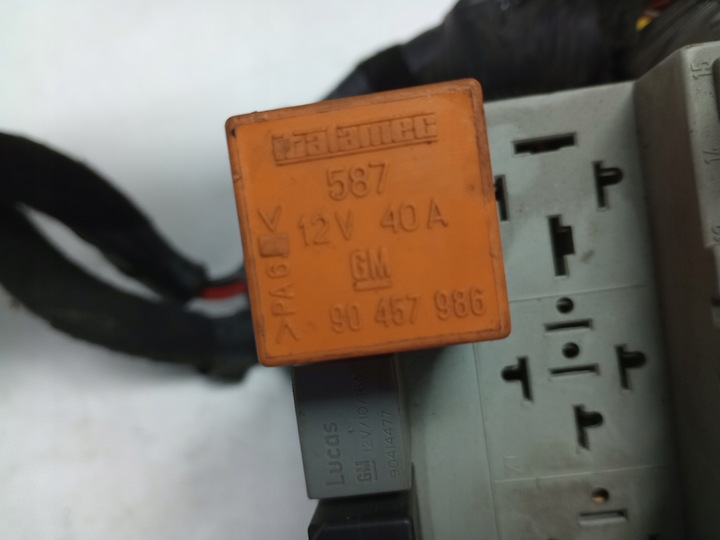 фото №8, Opel модуль блок керування коробка запобіжників 90483753 європа