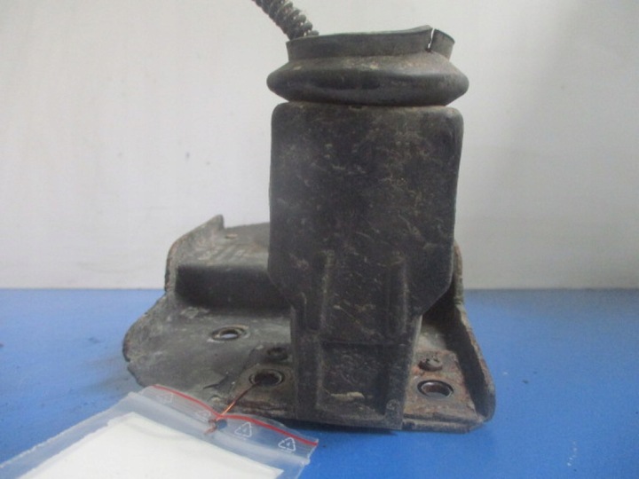 фото №8, Cadillac srx i 04-09r лебідка кріплення колеса запасного 25764379