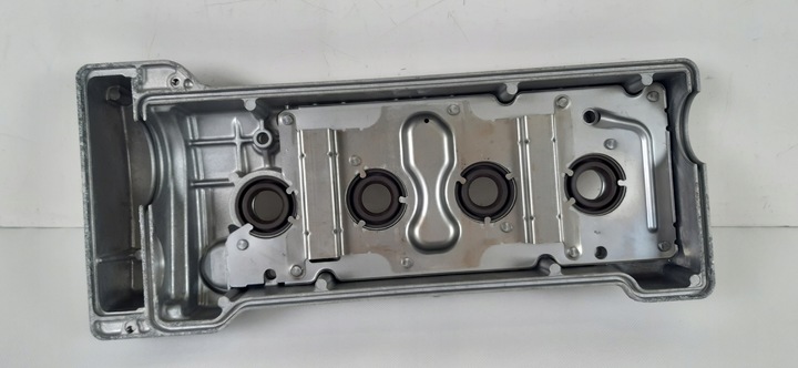 фото №6, Toyota corolla 97-08 1.6 1.8 кришка клапанів 11210-15071
