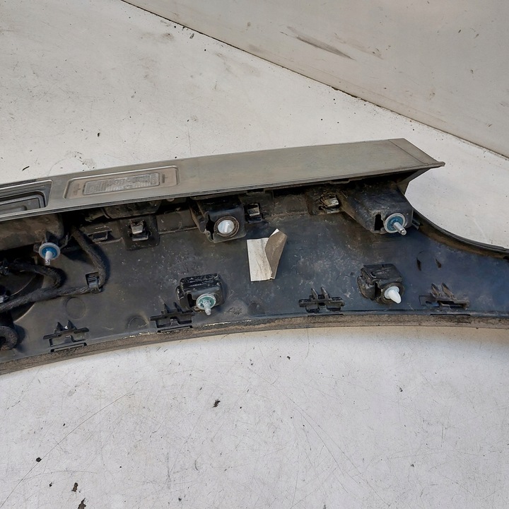 фото №9, Opel insignia универсал рестайлинг планка накладка na крышка багажника