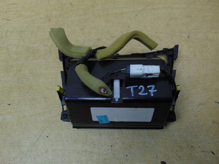 фото №6, Пепельница toyota avensis t27 58804-05040