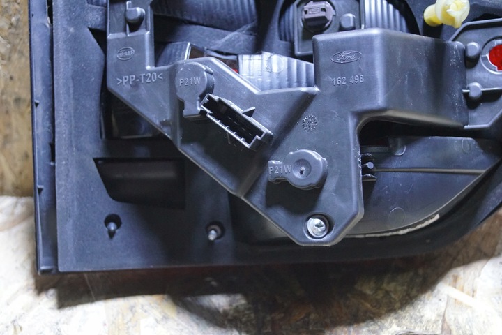 фото №10, Лампа праві зад ford galaxy mk3 кришка