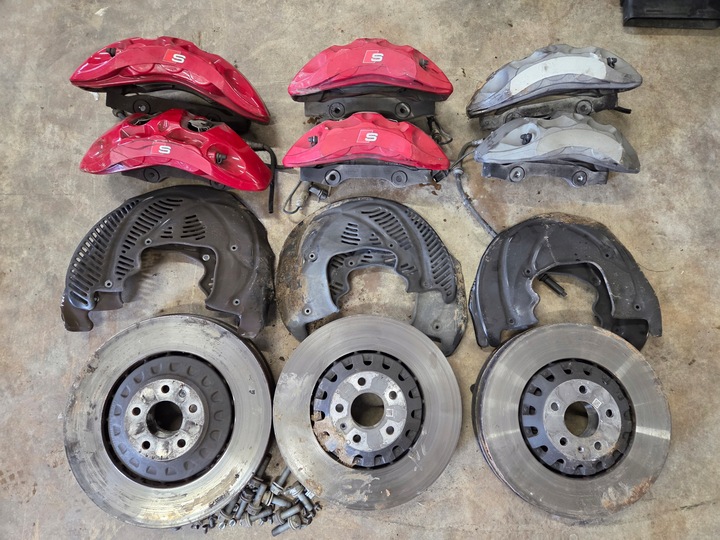 фото №6, Audi q7 sq7 sq8 4m зажимы akebono диски тормозные колодки перед 400mm swap набор