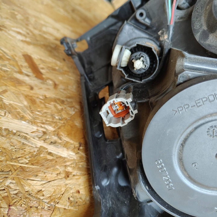 фото №7, Фара перед сторона ліва nissan juke i f15 рестайлінг 26060bv90b