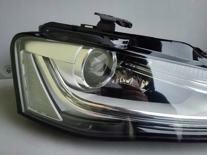 фото №9, Audi a4 фара рестайлинг bi ксенон поворотный 8k0941032c ogr правая
