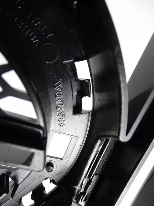 фото №8, Решітка радіатора volvo xc60 ii 31457465 31479498 каркас новий оригінальний номер