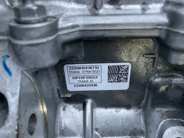 фото №9, Ford kuga mk3 втулка стабілізатора 2.5 fhev коробка передач lx68-7975-ad lx68-7b012-bj