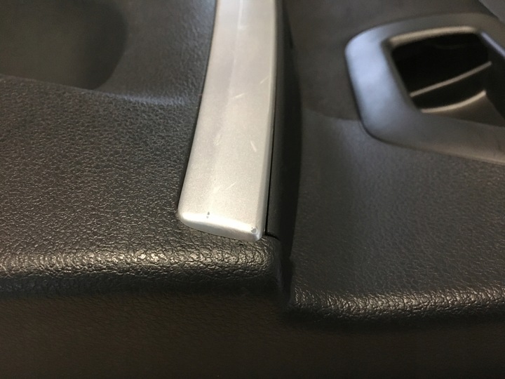 фото №9, Suzuki s-cross sx4 13- обивка боковина дверь левый зад 83075-61m01