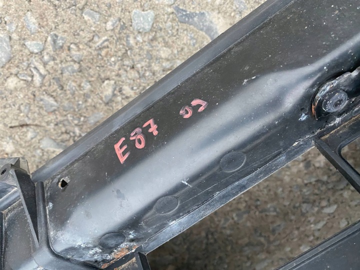 фото №6, Bmw 1 e87 передня панель перед балка жалюзі ролета 7193748