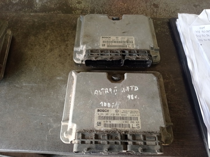 фото №1, Opel - компьютер 90589736ls