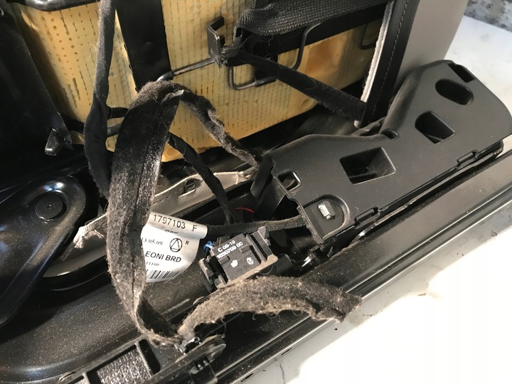 фото №11, Сидіння лівий водія renault clio iii рестайлінг 09-12 напівшкіра сірий beż