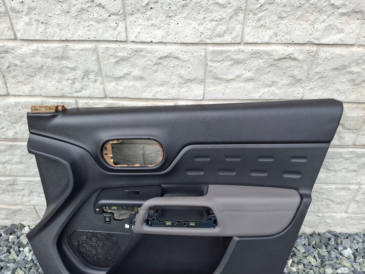 фото №9, Боковина обивка дверь правые перед citroen c5 aircross #7246