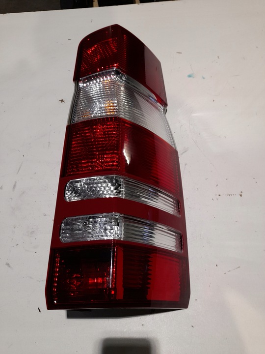 фото №1, Лампа права зад mercedes sprinter a9068200264