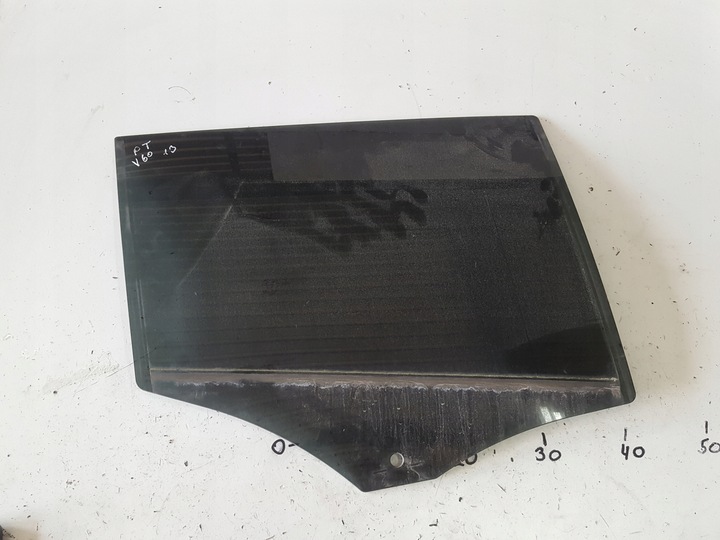 фото №1, Volvo v60 13r стекло дверь правая зад задняя