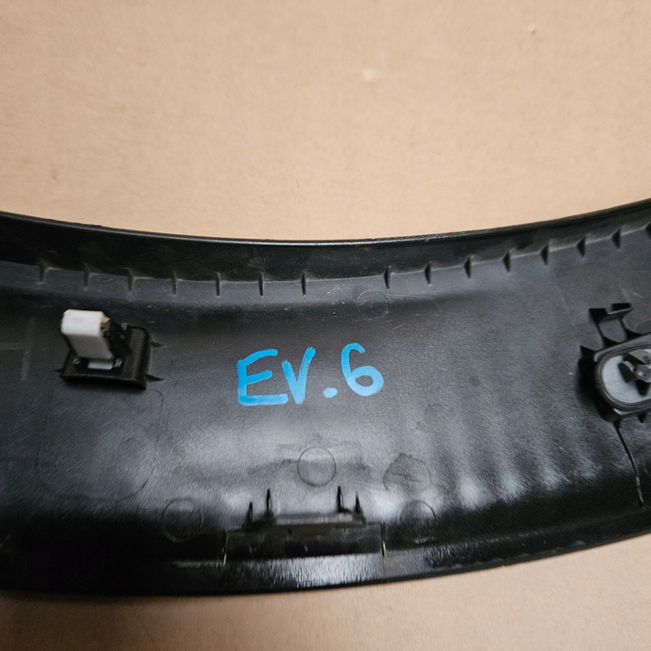 фото №12, Kia ev6 ev.6 накладка планка крыльев правый зад 87744-cv100 87744cv100