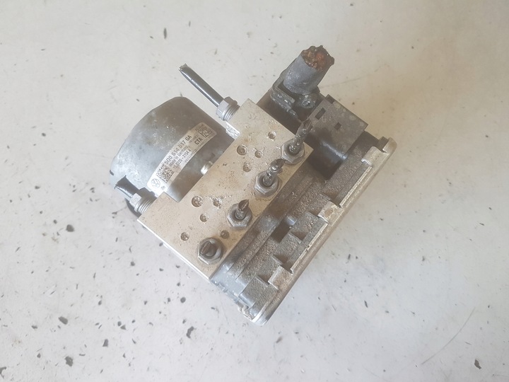 фото №1, Audi q2 16r- насос тормозная abs 5q0614517ga