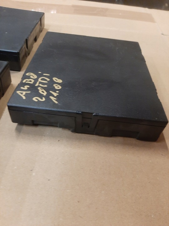 фото №9, Audi a4 b8 a5 модуль блок керування комфорту 8k0907064cc