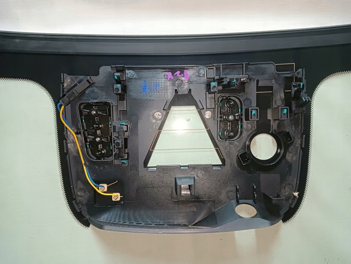 фото №6, Скло передня lynk & co 2017- камера датчик оригінал rysa