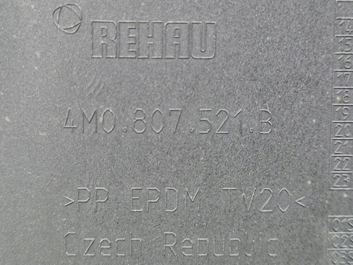 фото №7, Audi q7 ii 4m 15- диффузор накладка бампера заднего s-line 4m0807521b