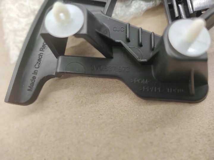 фото №9, Skoda superb 15-24 трикутник двері лівий перед внутрішня заглушка дзеркало