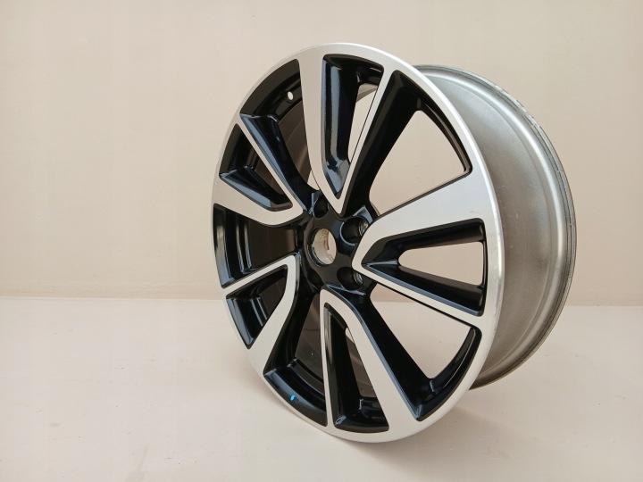 фото №14, Nissan x-trail qashqai алюмінієвий диск 7.0" x 19" 5x114.3 et 40 4cb3amb95
