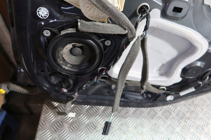 фото №12, Двері праві зад megane iii універсал