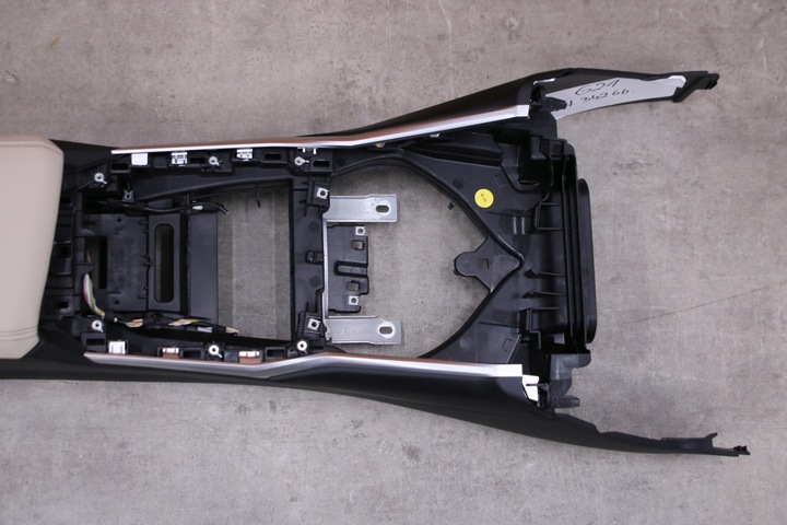 фото №11, Bmw g20 g21 g22 g23 g26 туннель средний консоль подлокотник бежево-серый европа