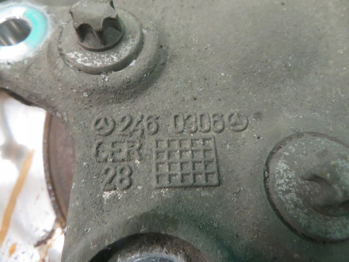 фото №7, Поворотный кулак левый зад mercedes w176 2.2 17r