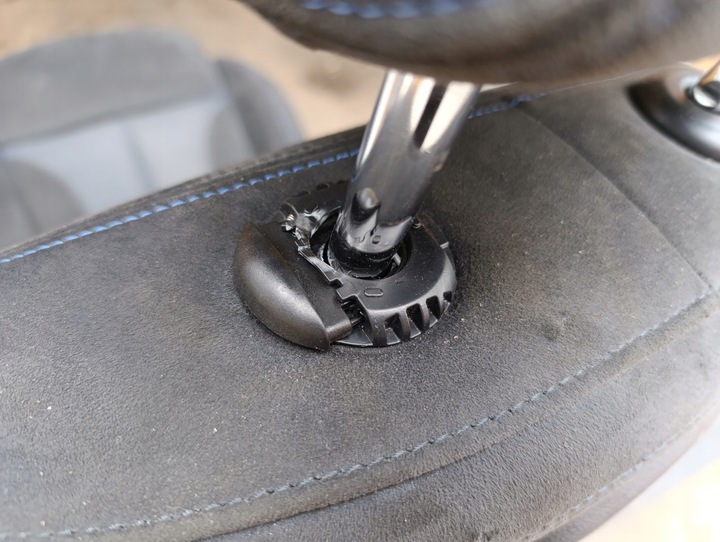 фото №13, Bmw f39 x2 сиденья диван м-пакет алькантара европа