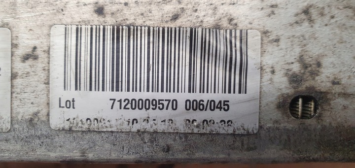 фото №8, Радиаторов масла радиатор bmw m5 g30 f90 2284260