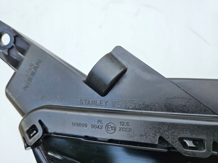 фото №8, Nissan ariya лампа лампы правая верхняя нижняя eu om адаптер