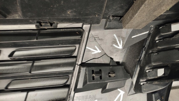 фото №9, Nissan navara np300 решітка радіатора решітка 623105jt0a