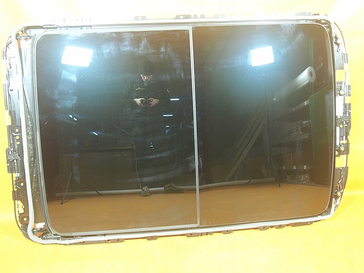 фото №3, Audi q7 4m люк панорама моторчик модуль ролета 4m0877041