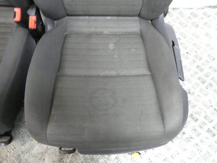 фото №4, Сидіння сидіння перед диван зад vw golf v 5d hb