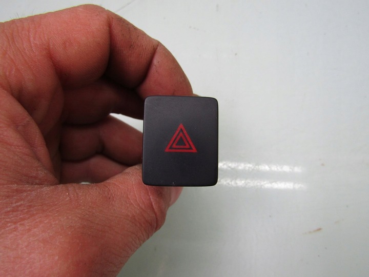 фото №1, Micra k13 рестайлінг 14r перемикач світла аварійних