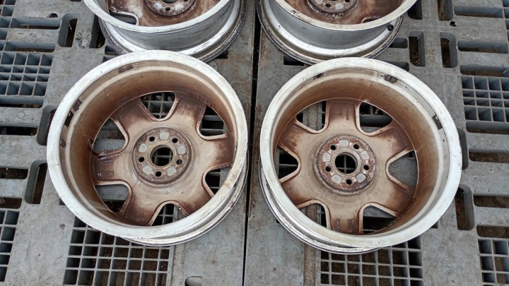 фото №13, Алюмінієвий диск volkswagen oem номер 6.5" x 16" 5x112