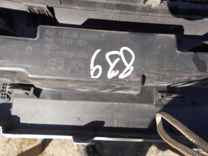 фото №15, Peugeot 308 ii t9 рестайлинг бампер перед решётки