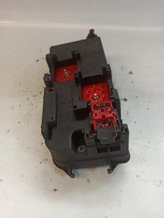 фото №10, Opel vectra c 1.9cdti коробка предохранителей 460023260