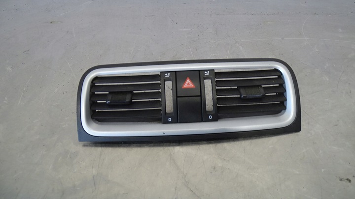 фото №1, Решітка повітропровід середня skoda fabia ii 1.9tdi