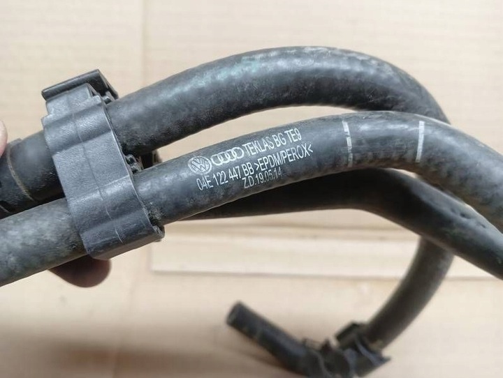 фото №8, Skoda fabia rapid 1.2 tsi шланг трубка шланг воды 5q0121087h