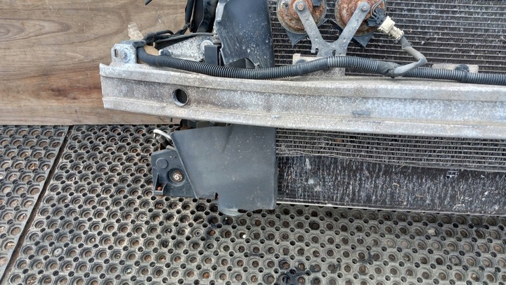 фото №4, Renault megane iii 1.6b pas переднє комплект