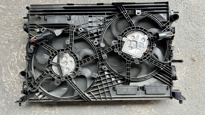 фото №1, Радіатор renault espace v 2.0 блакитний dci