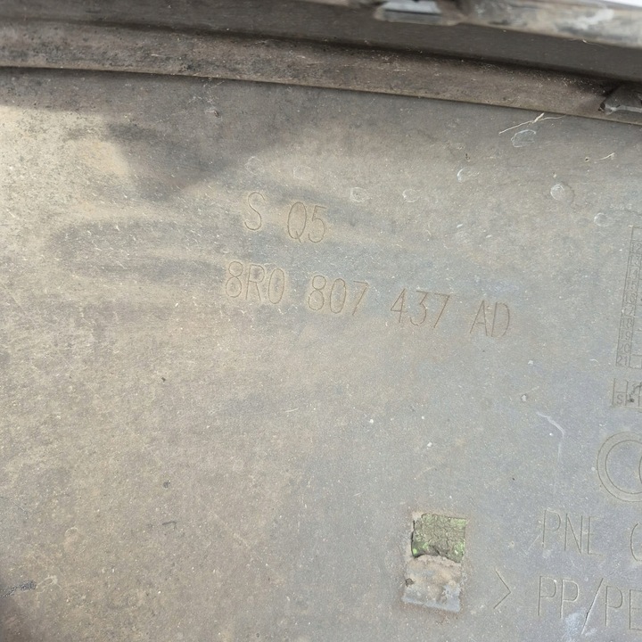 фото №11, Audi sq5 i 1 8r рестайлинг 13-16 бампер перед переднее распылитель pdc